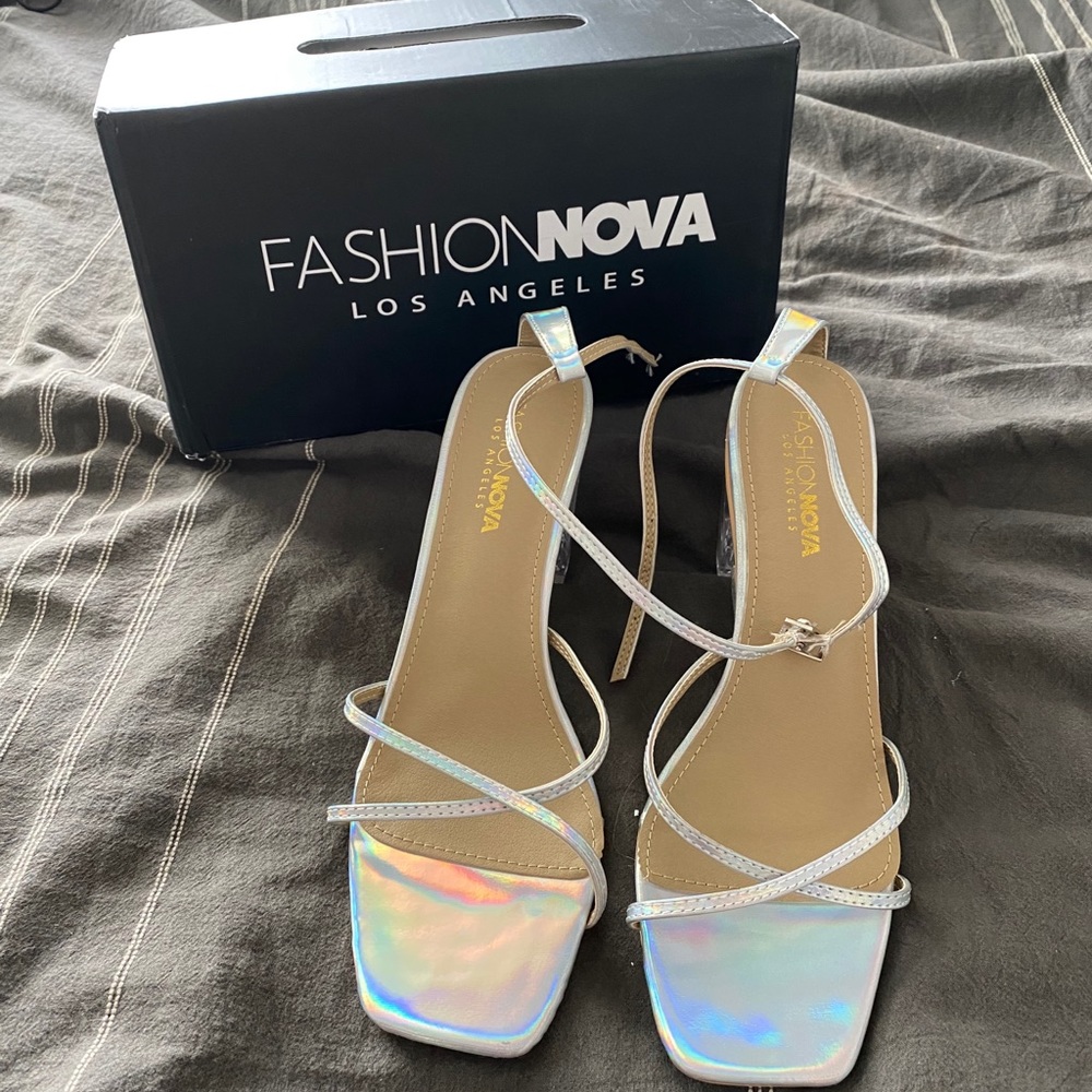 Fashion nova 2-2.5” heal